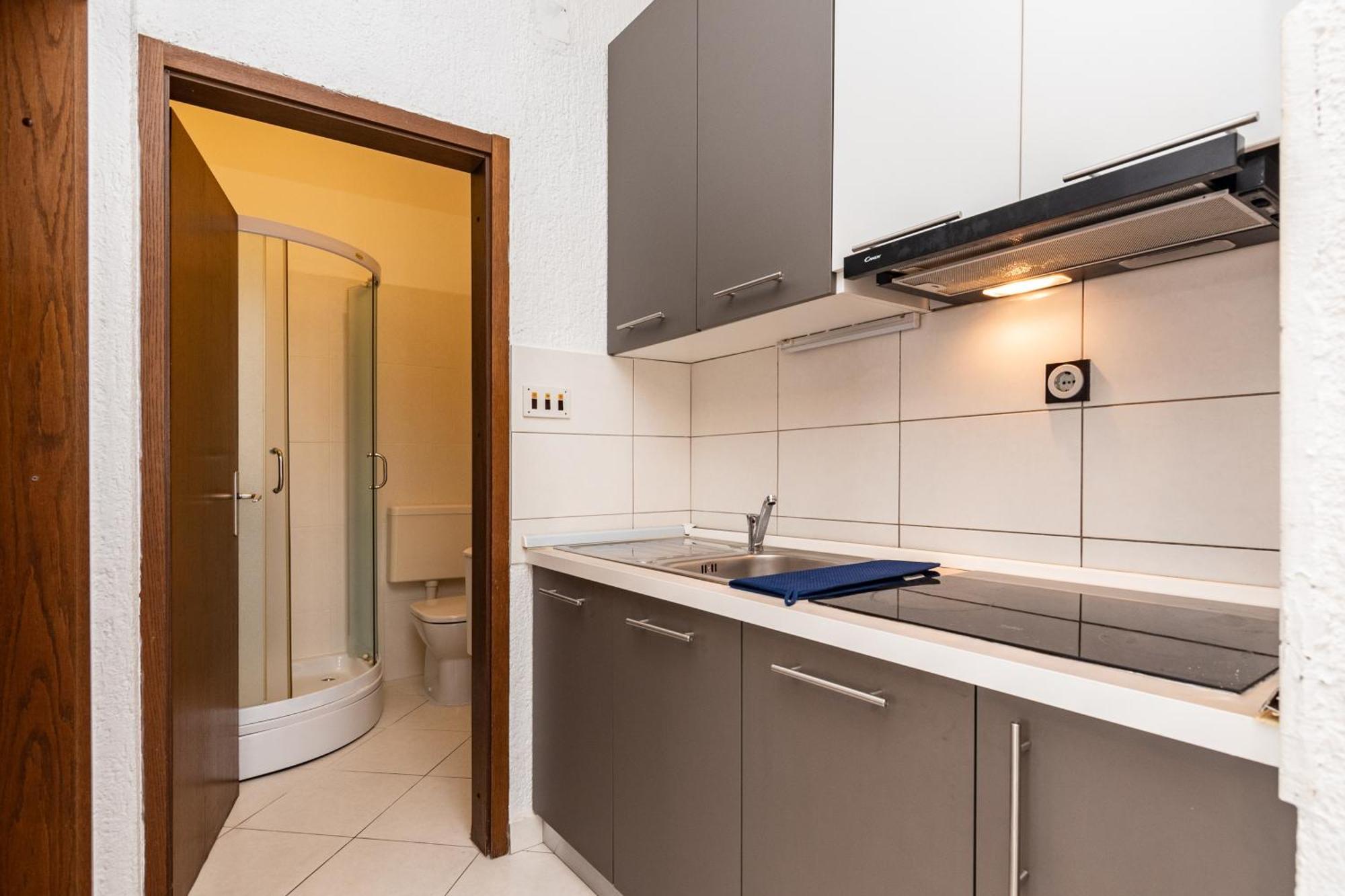 Apartments Tauzer Мандре Екстер'єр фото